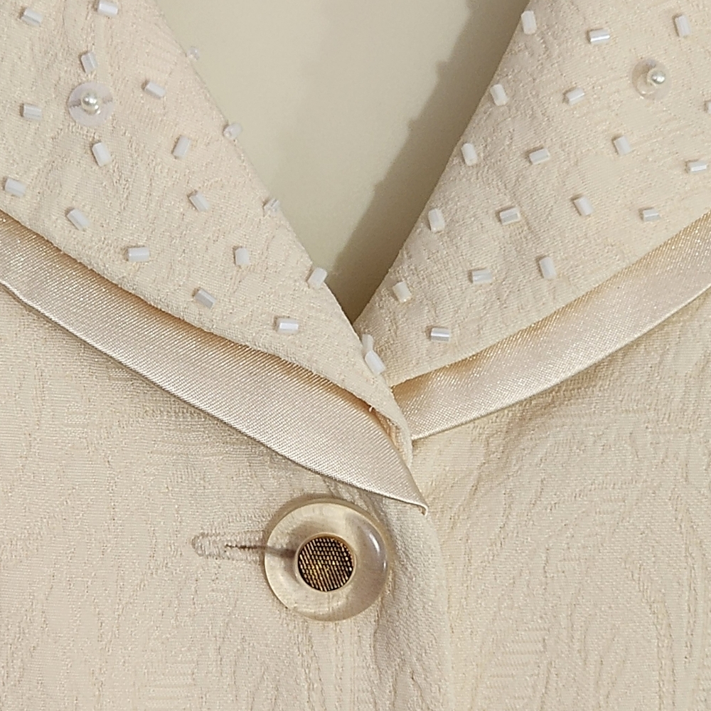 Danny & Nicole Chic Blazer with Textured Bead And Faux Pearl Collar Cream Size 8 - Picture 5 of 17